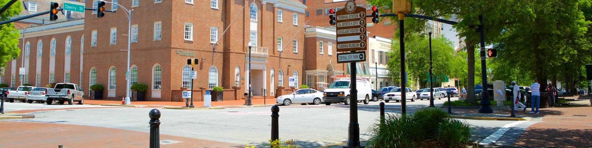 Macon showing a city