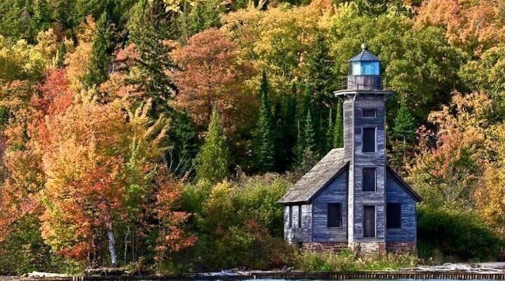 At the end of the boat tour at pictured rocks national lakeshore I was surprise by this beautiful light house, fall 2016
