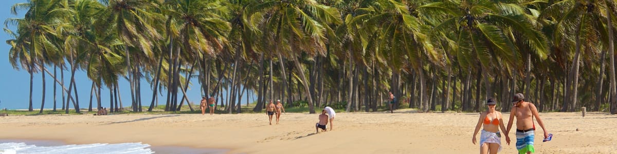 Maceio das einen tropische Szenerien und Sandstrand sowie Paar