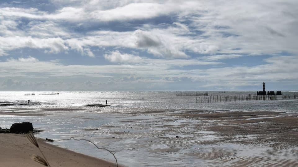 Ponta Verde beach is a famous and beautiful place at Maceió city, Alagoas, Brazil .