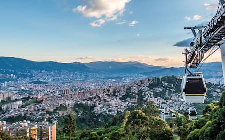 Vuelos baratos de Puebla (PBC) a Aeropuerto Internacional José