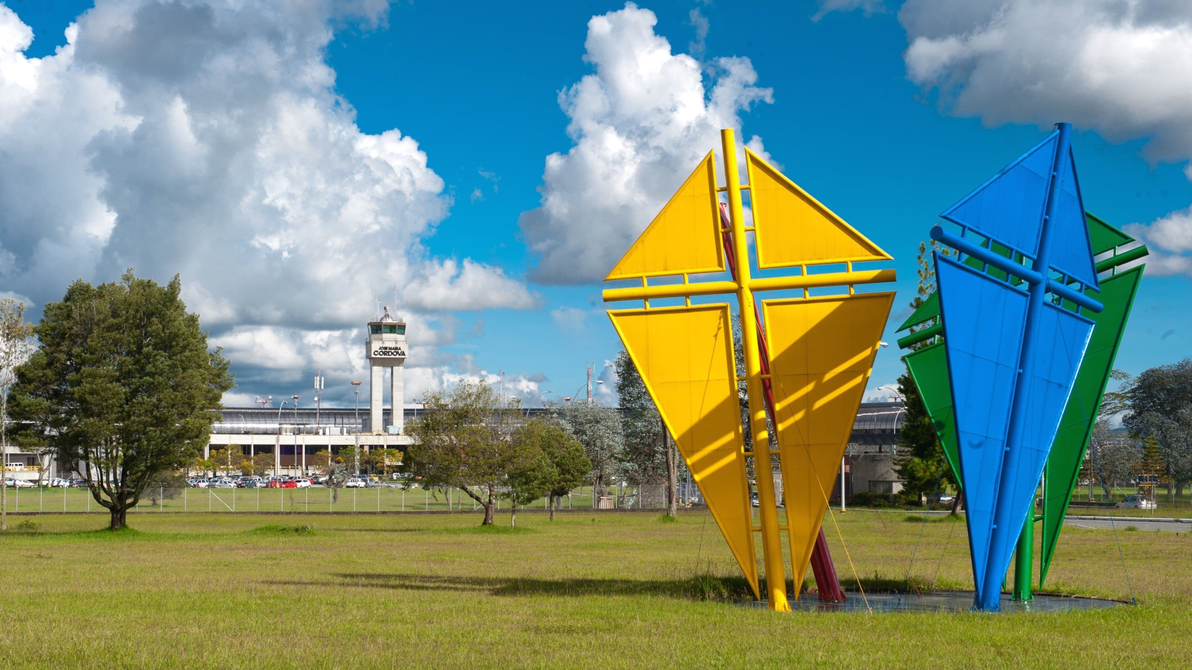 麥德林 其中包括 公園 和 戶外藝術