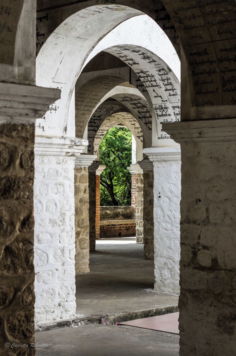 The temple on the top of Mandalay hill offers a beautiful view of the surrounding countryside. Getting to the top it's a real work out: there are 1700 steps that take you 240 meters high up on the hill. You really don't need a gym session after that!
Along the way you will find many places to stop by to admire the buddha's statues and the beautiful architectures.
http://nomadswind.com/myanmar-diary-4-mandalay/