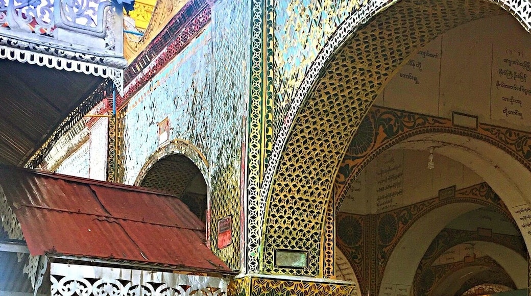 The Parts Of Building , so the architecture with artworks .