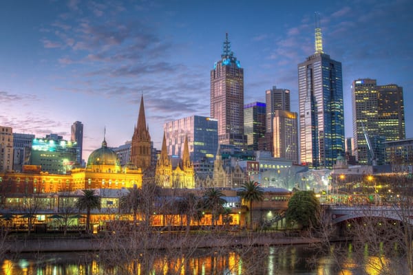 Blue hour in Melbourne.
An extended holiday in Australia, or even living there for a little while, is still on my bucket list.
Until then, a business trip once in a while will do nicely!