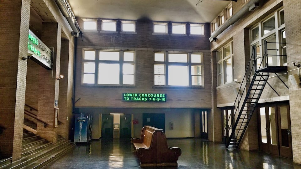 Memphis is a cool place to visit. The train station is in the area where Mystery Train was filmed. The Arcade restaurant is across the street. Famous because it was in the movie and mostly because that is where Elvis used to eat.