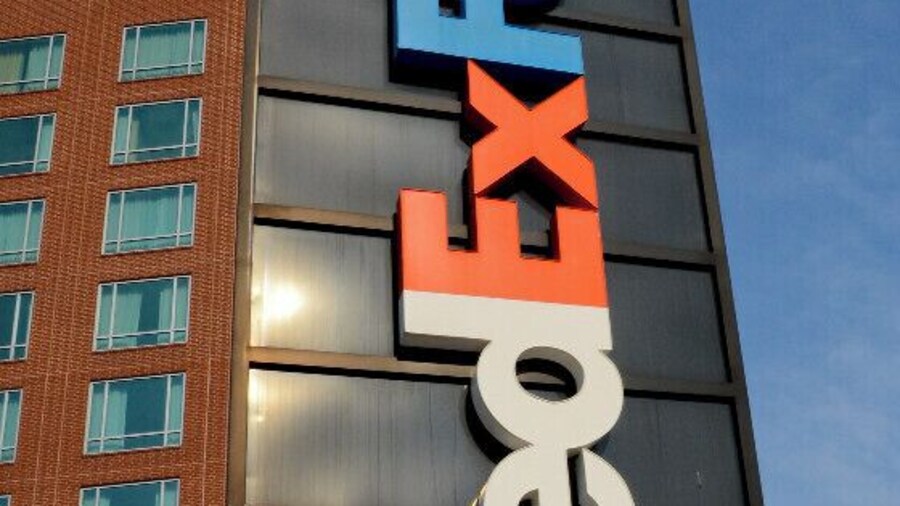 Mini Takes the States 2014 Road Rally Memphis to St.Louis Leg:
If you are going to spend the money .... put up a BIG SIGN.
#MTTS2014 #minitakesthestates #go11