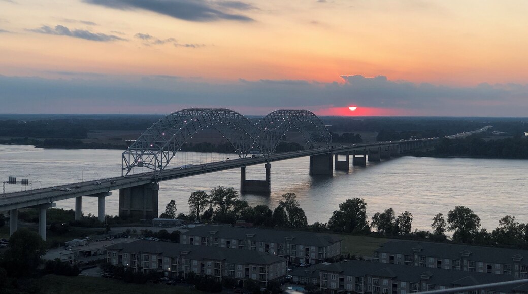 Spectacular sunset from the top of Bass Pro.