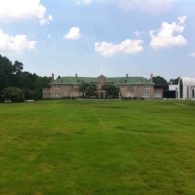 This house was apparently constructed by the innovator if Piggly Wiggly, but never finished because he lost his money on the Stock Exchange.