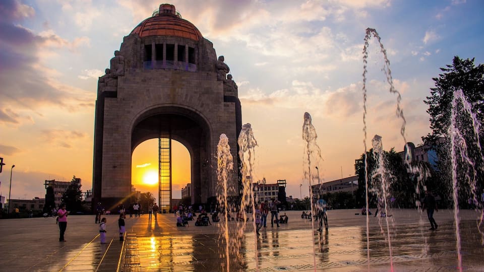 Originally meant to be the president's residence, dictator Porfirio Diaz ordered the construction of this building, it was delayed multiple times but in the meantime Diaz's government was overthrown by the war named Mexican Revolution. In time the project was reactivated but now as a monument honoring said war. If you visit, make sure to stay after sunset. People get together on the esplanade and you can see all kinds of colorful traditions. It is also a very safe place. #LifeAtExpedia #VisitMexico