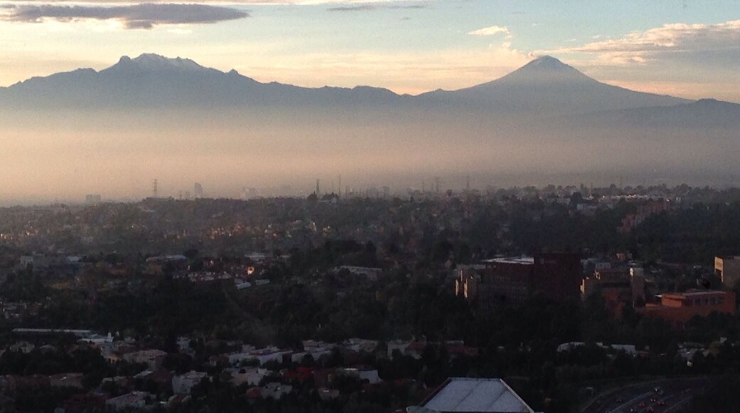 #volcanos #popocatepetl #iztlaccihuatl #view