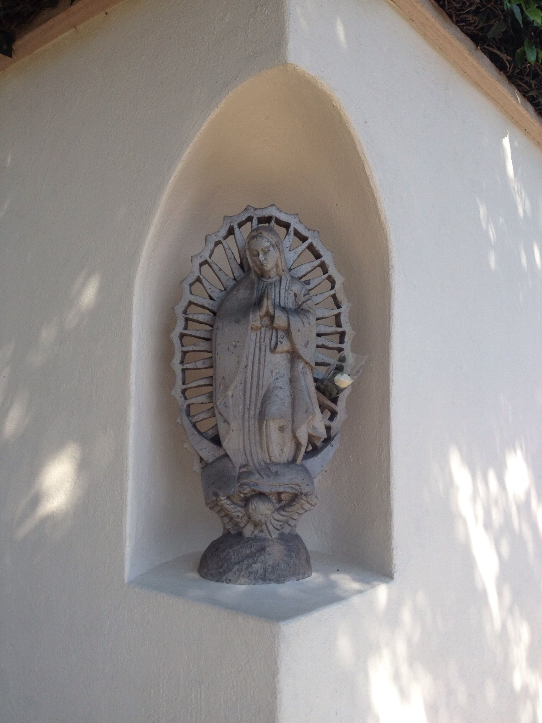 Virgin of Guadalupe sculpted with cantera stone

Find more in >> the Holy list

#outdoors #religion #devotion #tradition #travel #troveon #mexico #virgin #altar