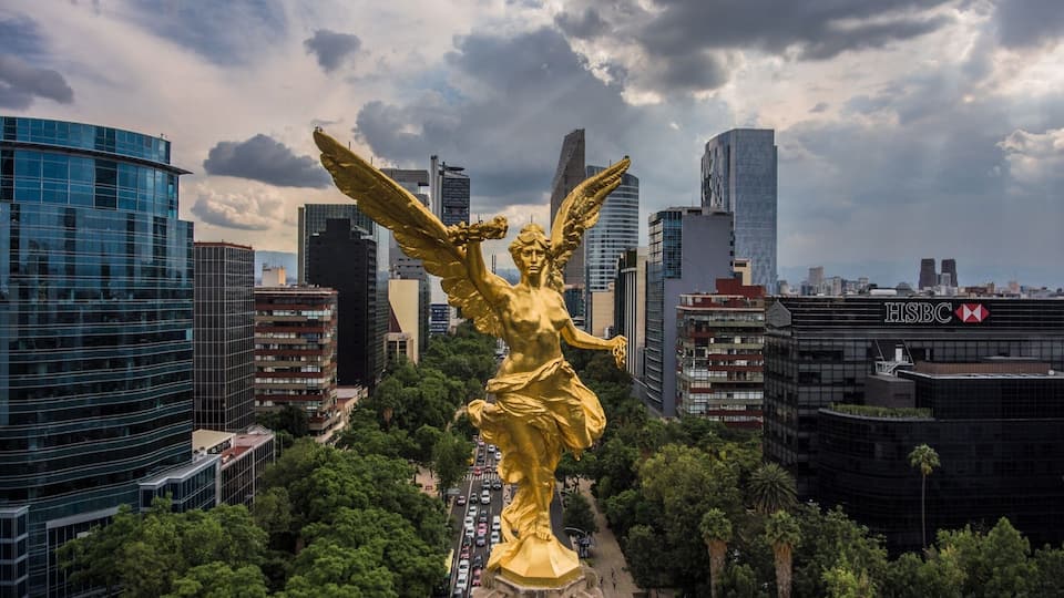 Ángel de la Independencia, Mexico City #mexico #cdmx #travelmexico #mexicodestinatios #getlost #cityscapes #drone #dron #bvstrove