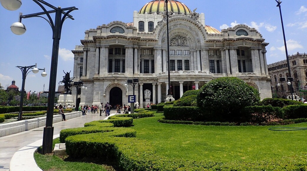 A cool, vibrant, beautiful city
It's worth spending a couple of days there cause it's huge. Some areas shouldn't be explored after dark, but in general it feels safe and it's easy to navigate (great underground system!)