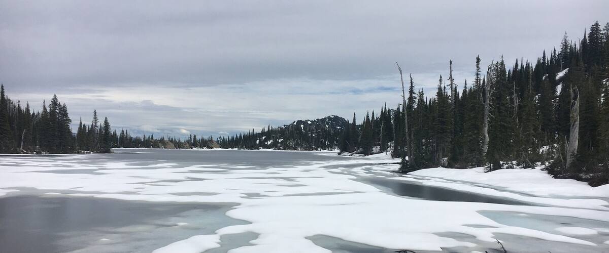 A beautiful hike in the Jewel Basin.