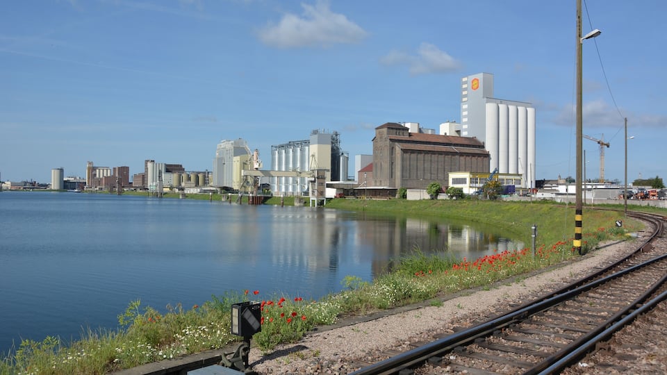 Mills along Industry Harbor (harbor 41), Mannheim, Germany