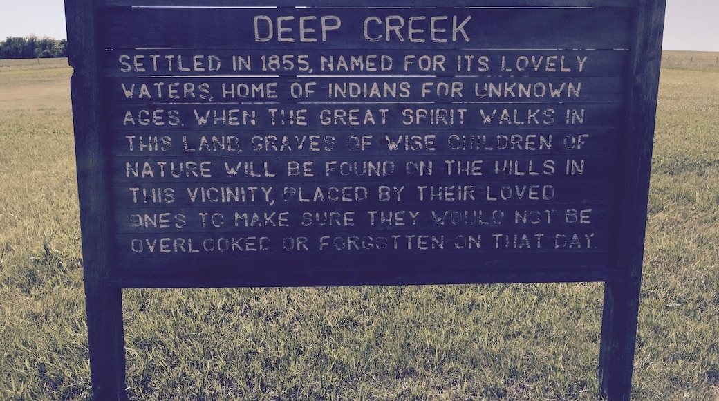 The Deep Creek school house sits along Deep Creek Rd. Between its junction with I-70 and KS177. The drive through this Flint Hills valley is just beautiful. Take a moment to stop and read the signs around the school house, which stands as a memorial to many.