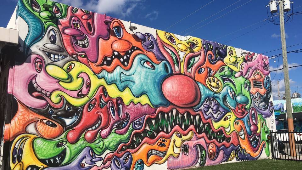 Check the graffiti out! All different and unique. Open park most of the day and it's free! #miami #lifeatexpedia