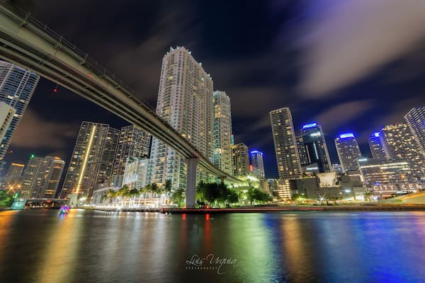 This place is right behind the James L Knight Center, right between the Brickell Avenue and the S.E. 2nd Avenue bridge. I was on the North side of the Miami River pointing my camera South East. I found plenty of parking for a reasonable price. Best time if you want lots of action would be Friday or Saturday night. For a more desolate nights I would recommend Monday thru Thursday night. Here you will find an incredible amount of photography opportunities to shoot for. While like any big city you will find a few homeless folks, the place was very clean and very well kept. Lots of new, very tall buildings have made the Miami landscape a very popular site for photography!