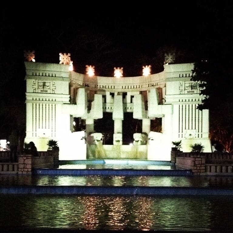 Park of the Americas #fountain #water #dragons #Mayan