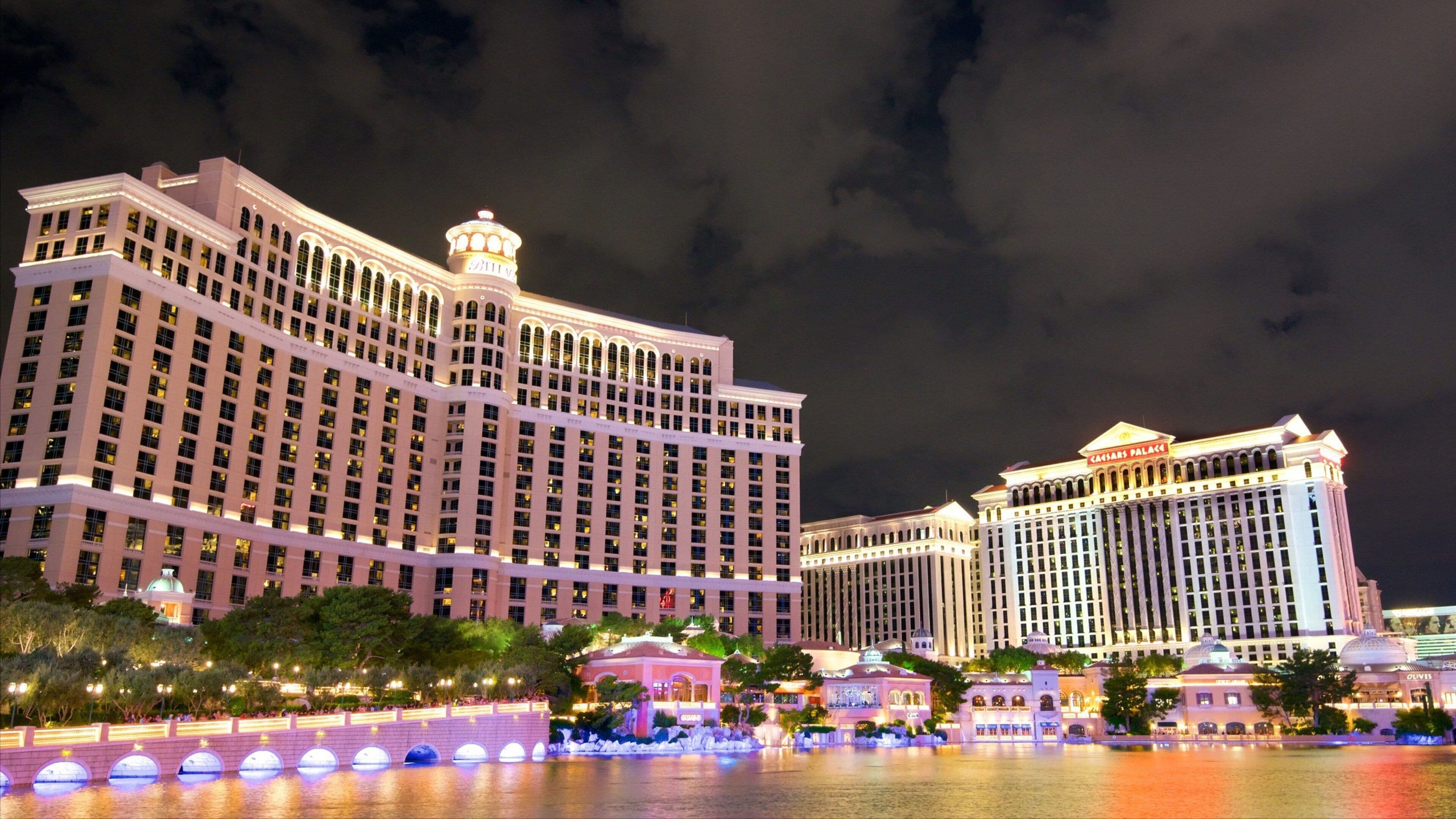 Las Vegas which includes a casino and night scenes