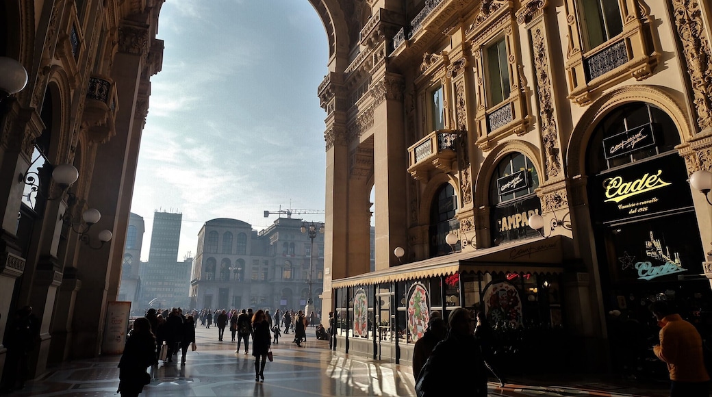 Entrance to Piazza di Duomo in #Milan #StunningStructures