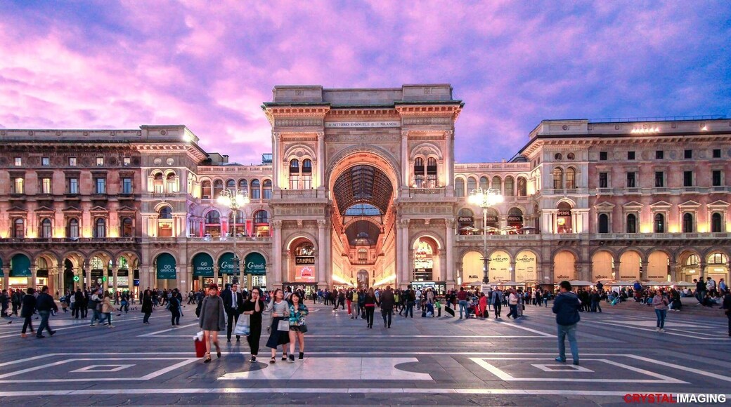 Welcome to the world's oldest shopping mall. The Galleria Vittorio Emanuele II is a great place to do some shopping or just have a coffee while you watch all the people pass by.
#color #sunset #Milan #italy #travel #shopping #architecture #landmark