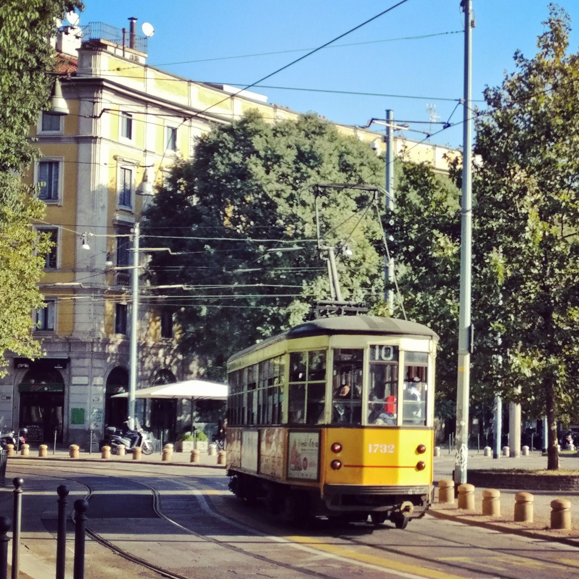 Trams, the Italian way to get around. 
These bad boys are fast, too 🚈
#Milan #Italy #Tram #Merch