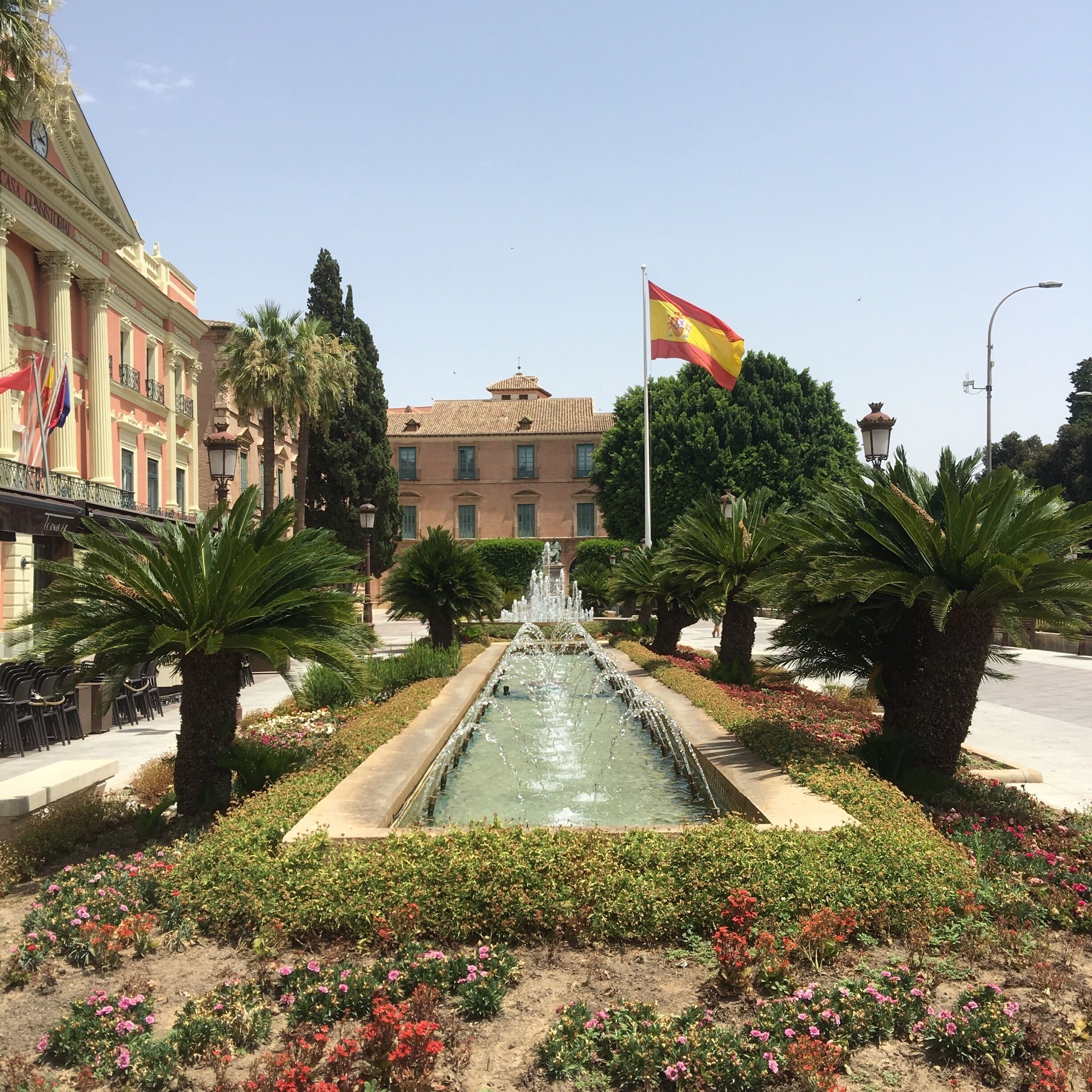 Beautiful Murcia on a very quiet Sunday. No shops open so plenty of opportunity to take in the scenery and architecture. 