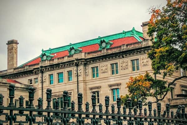 Had a Amazing narrated tour about the of the Long Mansion renovation project scheduled to be complete in 2024 . The tour started at 2:00 pm . you can get more info on the Kansas City Museum website.