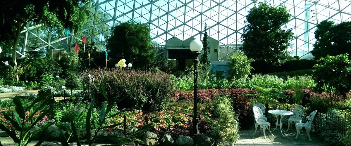 A wonderful hidden gems in Wisconsin. Three huge domes each one with a different theme. I loved wandering through each one. If you are looking for a peaceful day away from the hustle and bustle this is a great spot.
https://midlifemilestones.com/join-me-in-exploring-a-wisconsin-hidden-treasure/