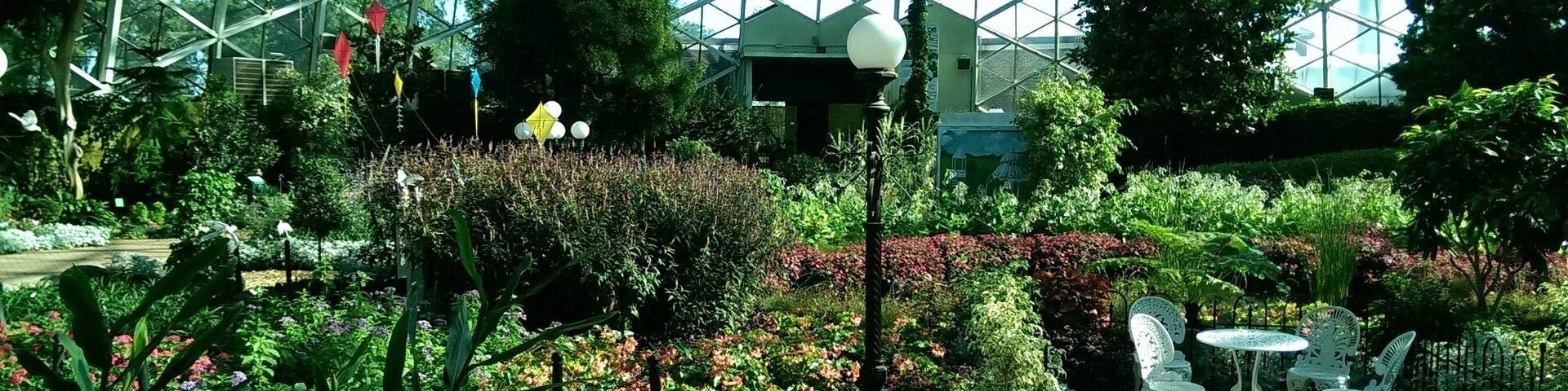 A wonderful hidden gems in Wisconsin. Three huge domes each one with a different theme. I loved wandering through each one. If you are looking for a peaceful day away from the hustle and bustle this is a great spot.
https://midlifemilestones.com/join-me-in-exploring-a-wisconsin-hidden-treasure/