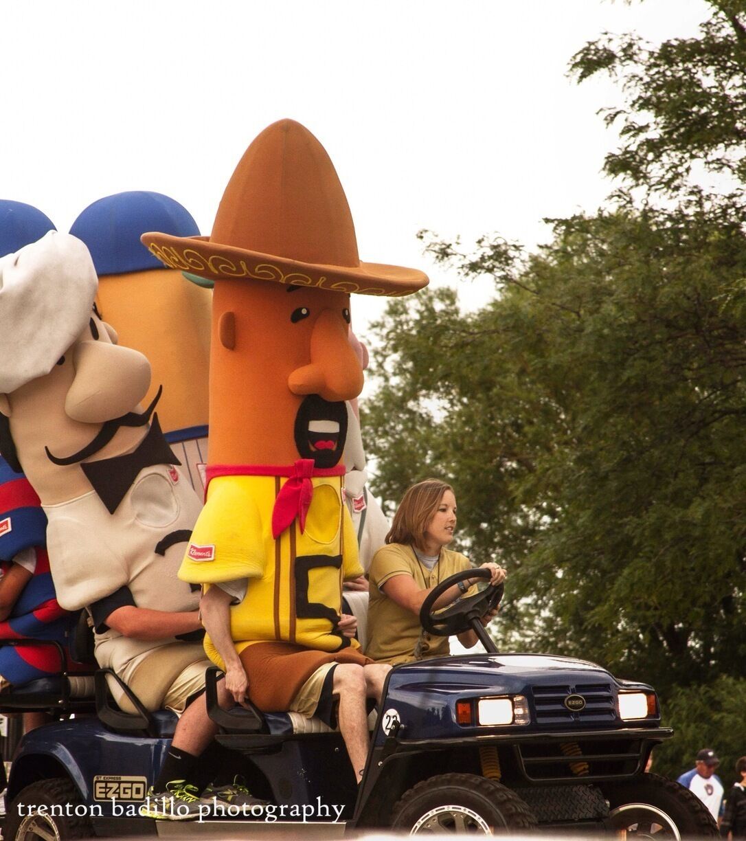 Chorizo has shotgun! 