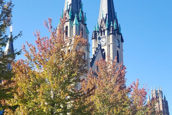 A beautiful fall day at the University of Marquette