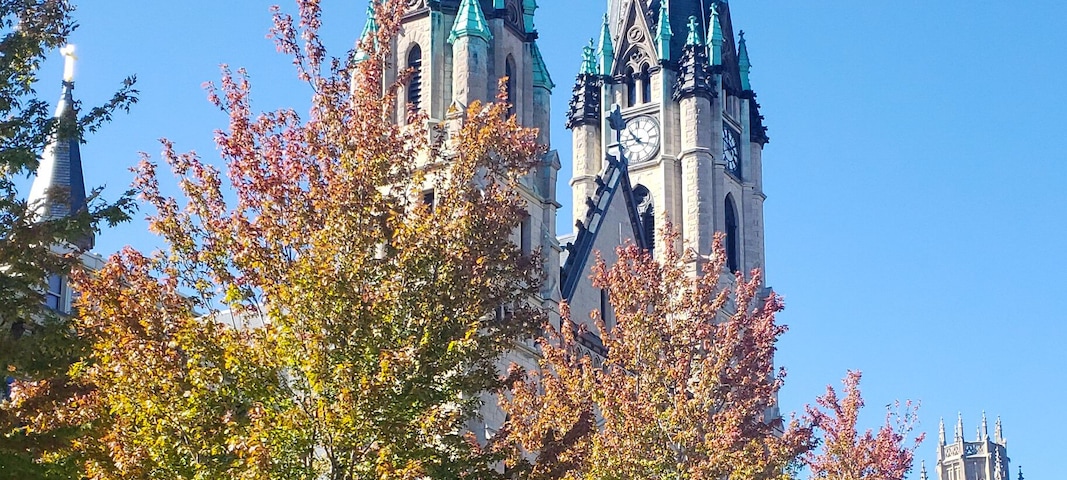 A beautiful fall day at the University of Marquette