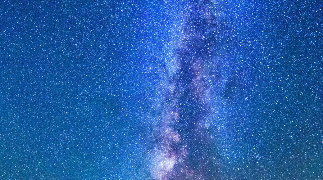 My campground for a night in the Bisti De Na Zin Wilderness.
#GreatOutdoors #Nature
#Adventure