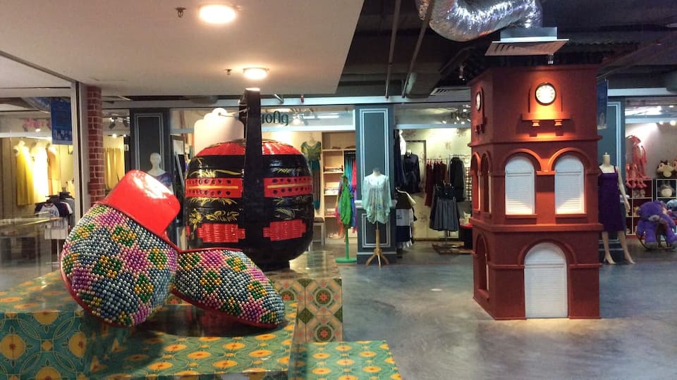 The Peranakan influence is prominently featured in this hotel cum shopping mall complex. Malacca has progressed from a historic town to a vibrant tourist city.