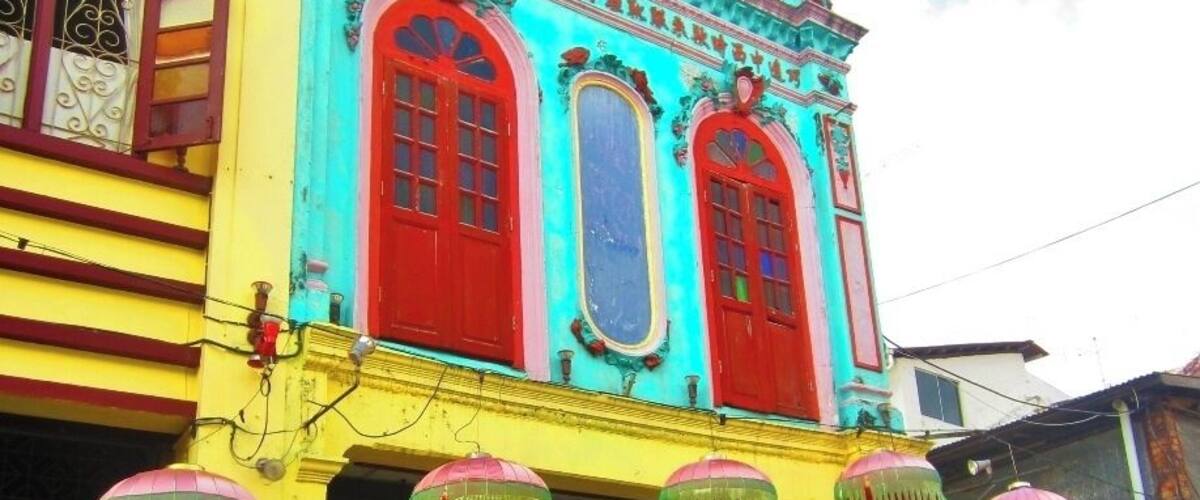 Rent a bike and cruise around Melaka! Check out all the little side streets for an array of fun colors and decorative homes and buildings!