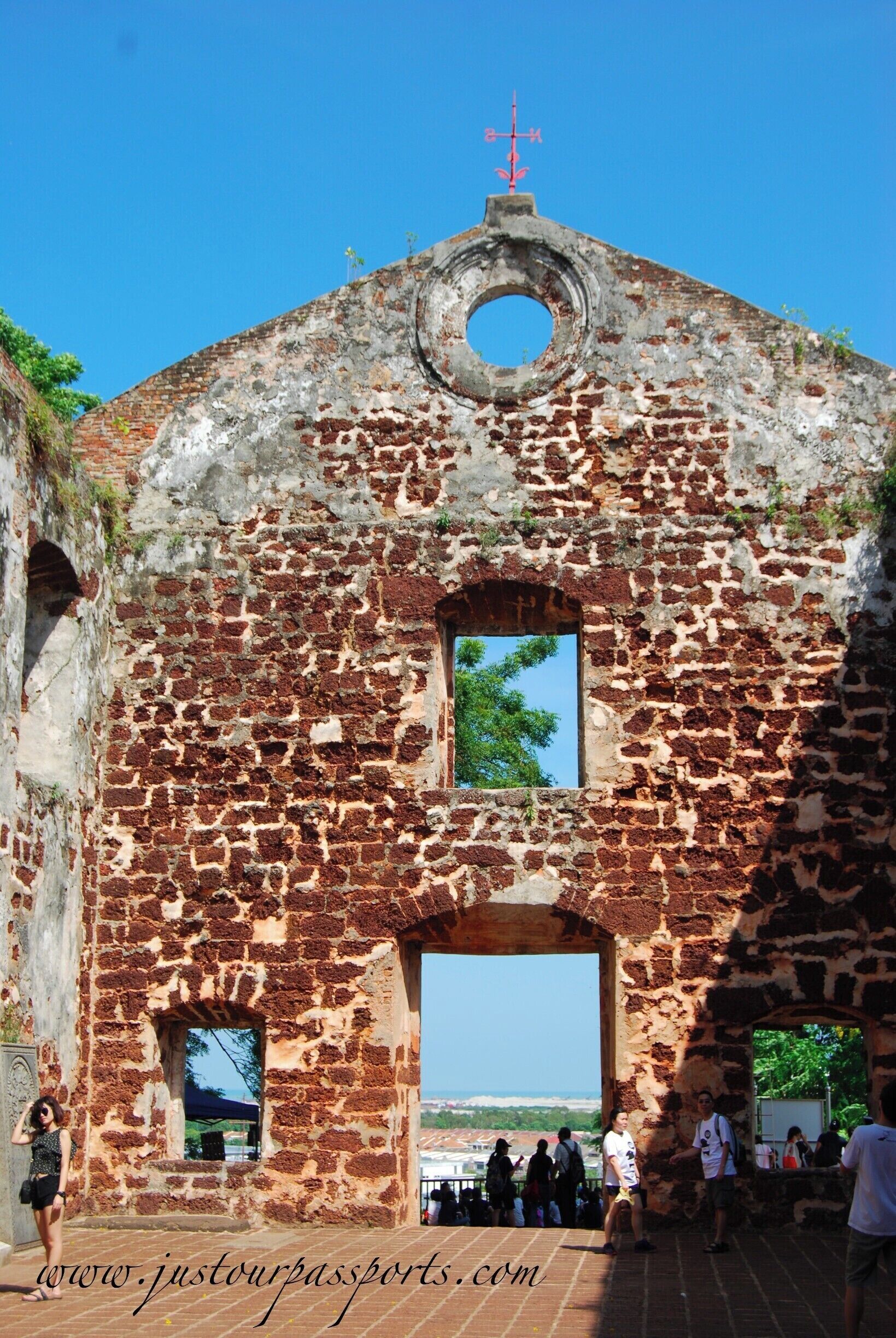 This old church sits on top of a large hill giving you the most spectacular view of the city. It is slammed with people pretty much all of the time so try to go early in the day or just prepare yourself mentally. 