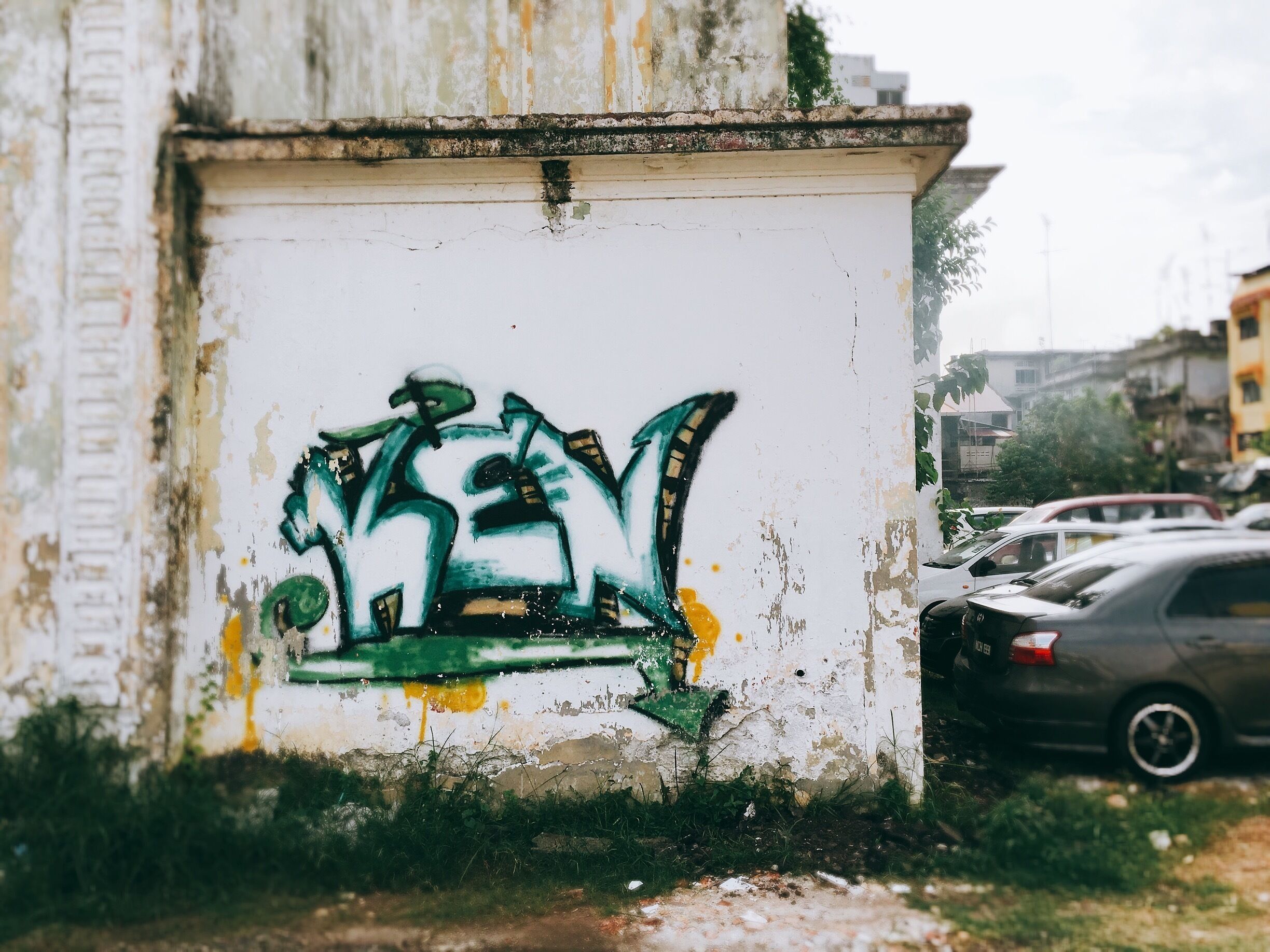 A walk in Melaka, graffiti is everywhere. I guess this means Ken = Can to park cars around the place.  