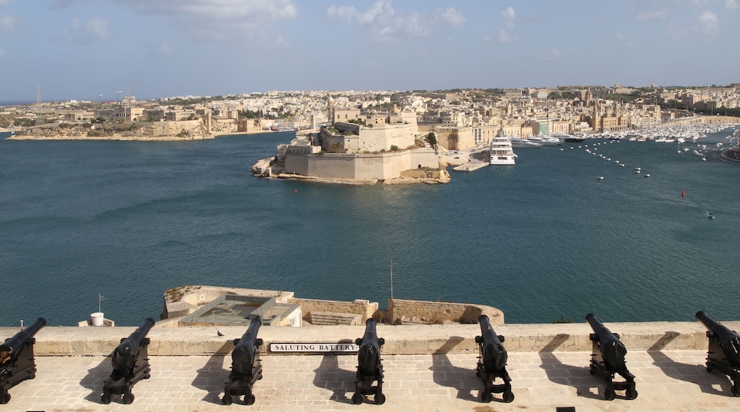 The salute fires a midday or 1pm