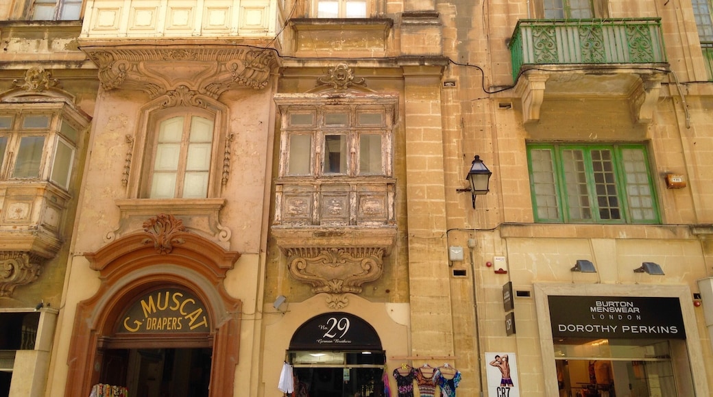 Walking through Valletta