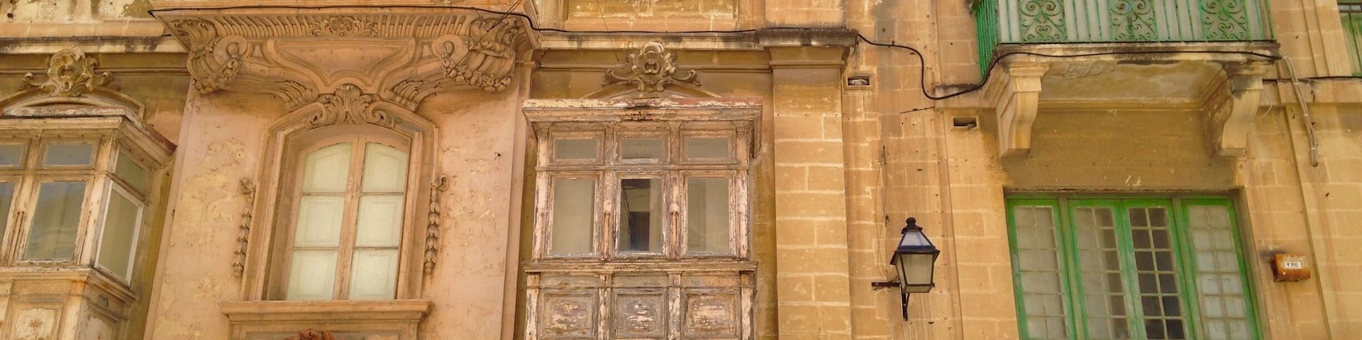 Walking through Valletta