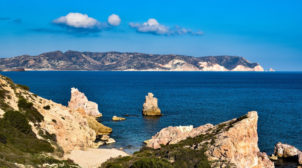 Kastanas (Milos Greece); Shutterstock ID 585478055; Purchase Order: SP-2478; Order Number: Hotels.com Go Guides; Client/Licensee: Hotels.com Mohamad Najib; Job: Go Guides