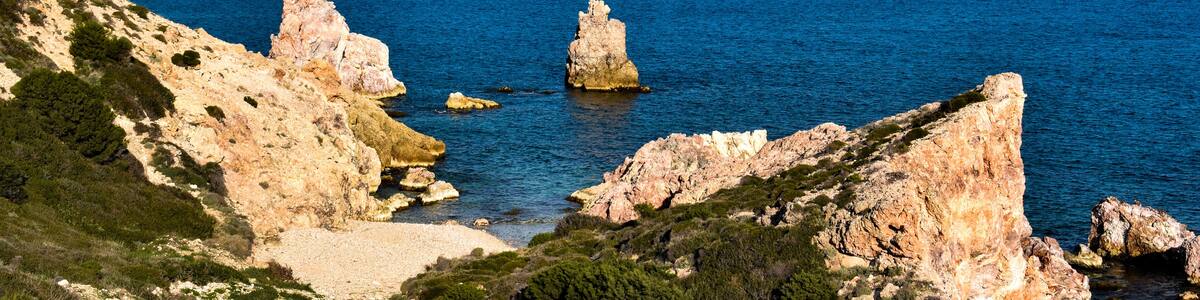 Kastanas (Milos Greece); Shutterstock ID 585478055; Purchase Order: SP-2478; Order Number: Hotels.com Go Guides; Client/Licensee: Hotels.com Mohamad Najib; Job: Go Guides