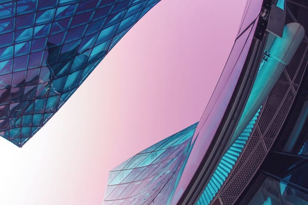 I despise malls with a passion, but this shopping has got something going for it. It has this incredibly interesting outside architecture, which almost looks like something from an alien world. If you're going to Malmö, hop off at Hyllie Station before you reach the city center, and check out Emporia.
#BVSBlue