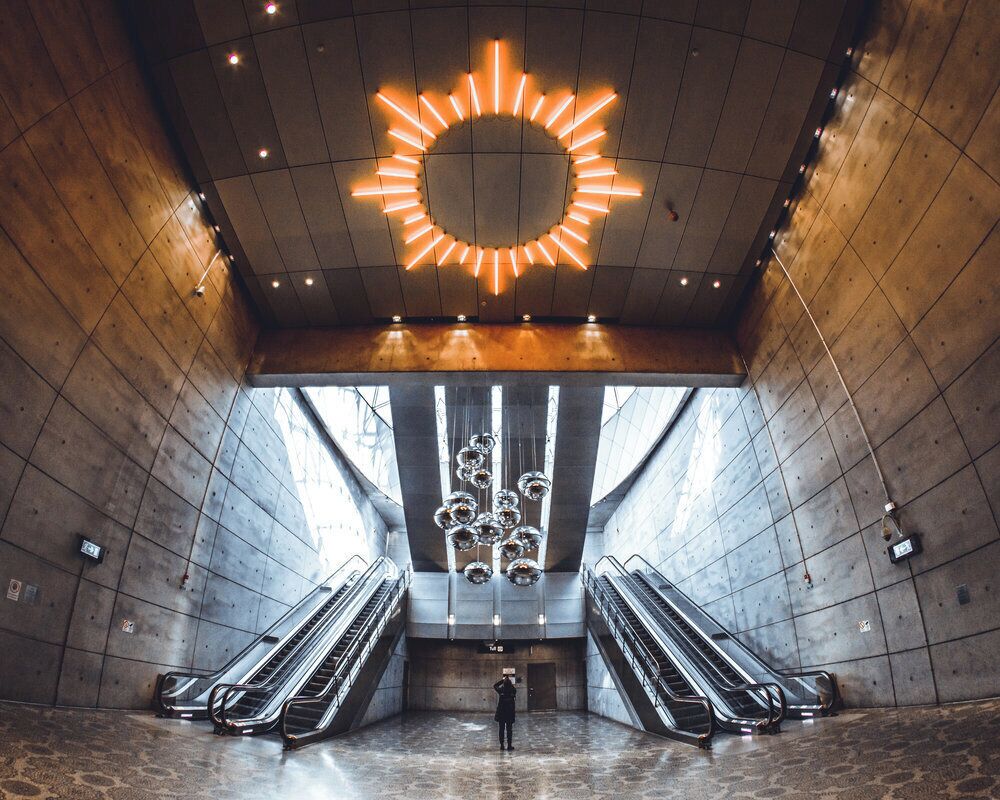 Warm tones contract the blue hues from the daylight, at the descent into Triangeln station in Malmö, Sweden.
#golden