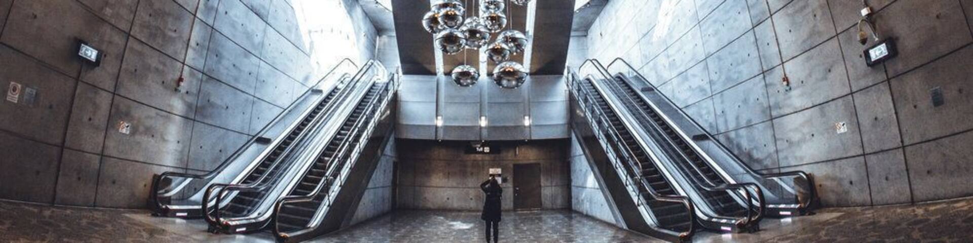 Warm tones contract the blue hues from the daylight, at the descent into Triangeln station in Malmö, Sweden.
#golden