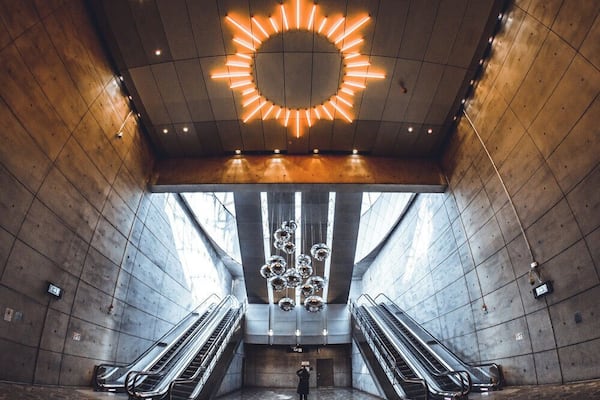 Warm tones contract the blue hues from the daylight, at the descent into Triangeln station in Malmö, Sweden.
#golden