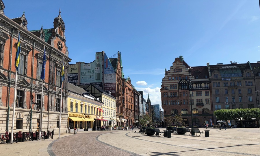 Stortorget - Historic market square in Malmö. The Stortorget created in 1540 is with 2,500 square meters the largest and also the oldest square in Malmö. Originally it was the largest market square in Northern Europe and is now willingly and often used for big events, such as during the Malmö festival.
#Malmo #square #OnTheRoad